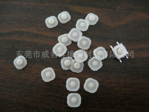 有腳單點(diǎn)硅膠按鍵，觸感非常